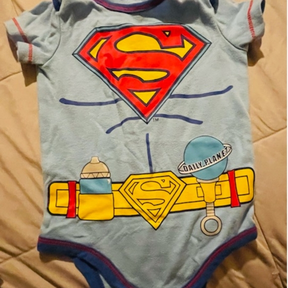 Super Heros Onsies - Picture 2 of 5